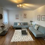 Moselschoen Apartament *