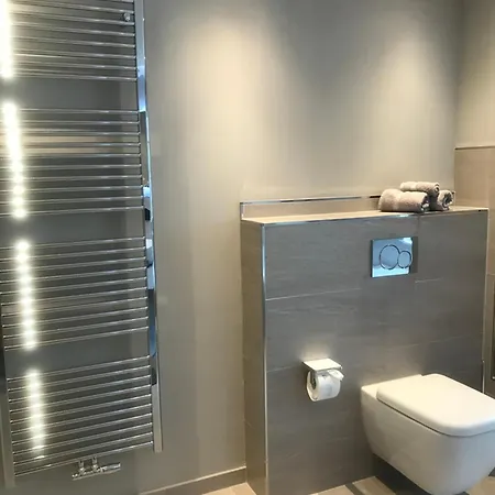 Moselschoen アパート ブローデンバッハ