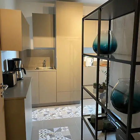 アパート Moselschoen ブローデンバッハ